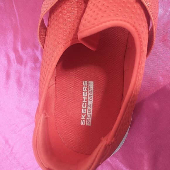 Skechers Red and White Sneakers with Comfortable Slip-On Design - Picture 7 of 9